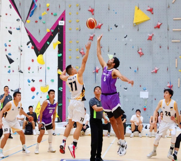 杜兰特连续得分带动全队